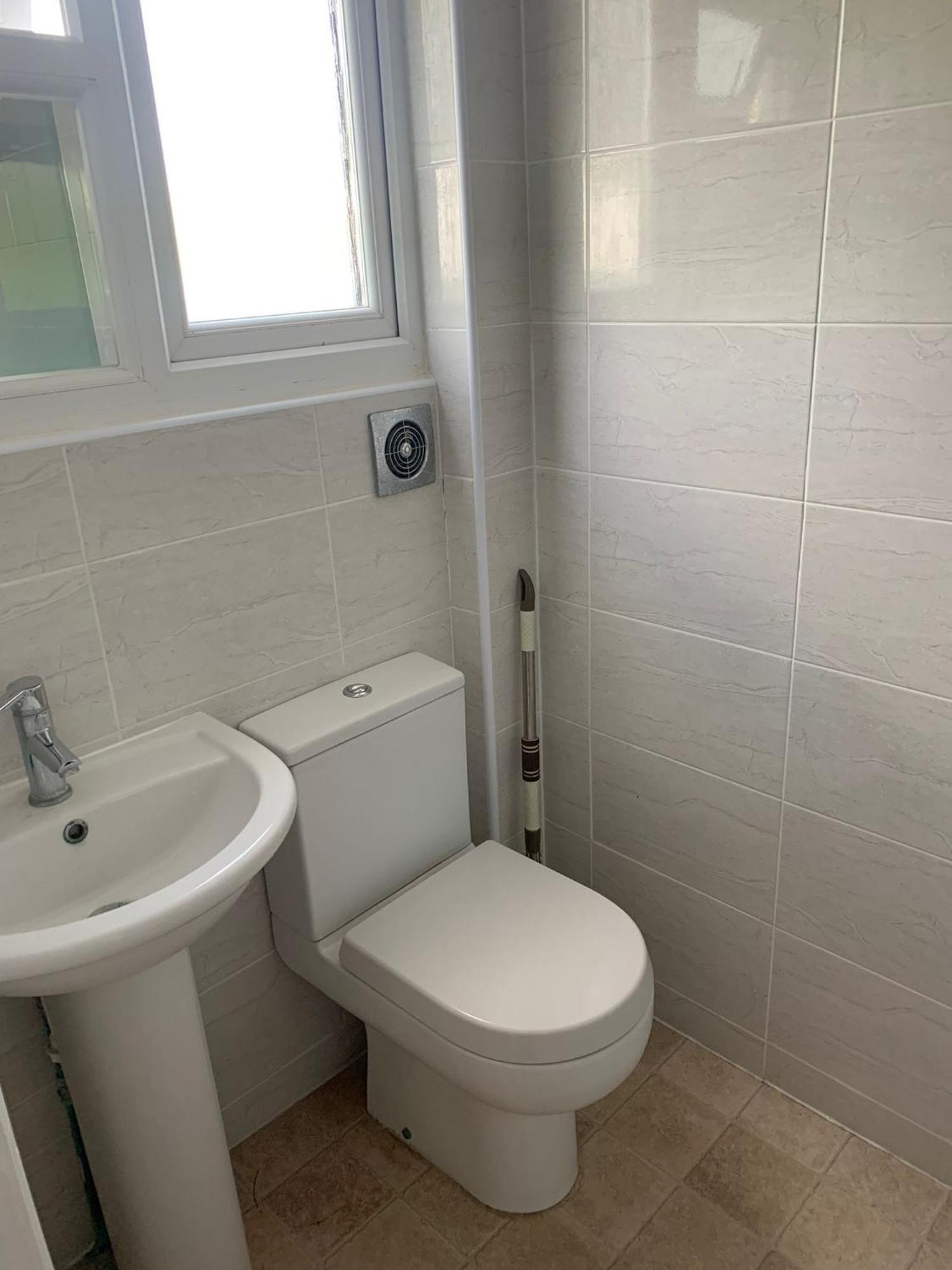 Luton Airport House In Quiet And A Very Pleasant Area, Near London Luton Airport Лутон Экстерьер фото